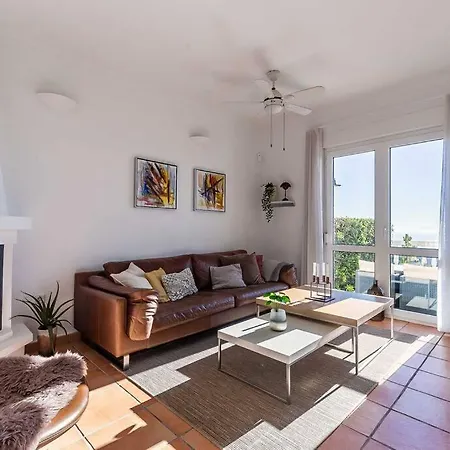 Semesterbostad 87-townhouse With Stunning Views,