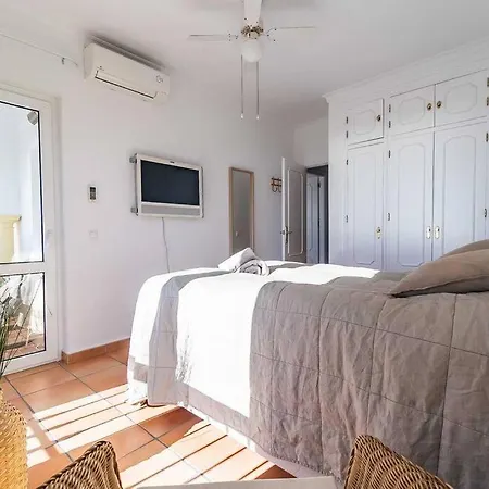 Semesterbostad 87-townhouse With Stunning Views, Mijas