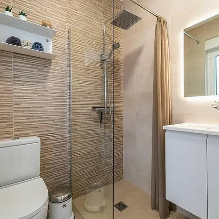 87-townhouse With Stunning Views,